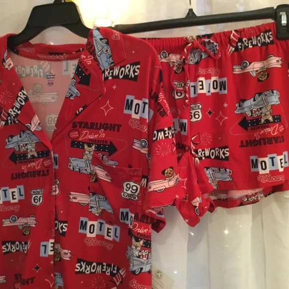 Dog Drive In Theater soft Pajamas Size XL - Picture 4 of 5